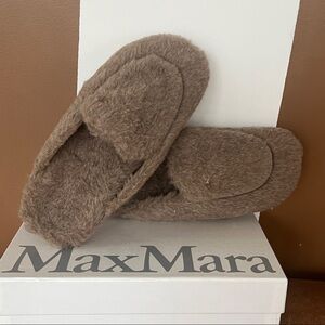 NIB Max Mara Teddymul slippers size 42